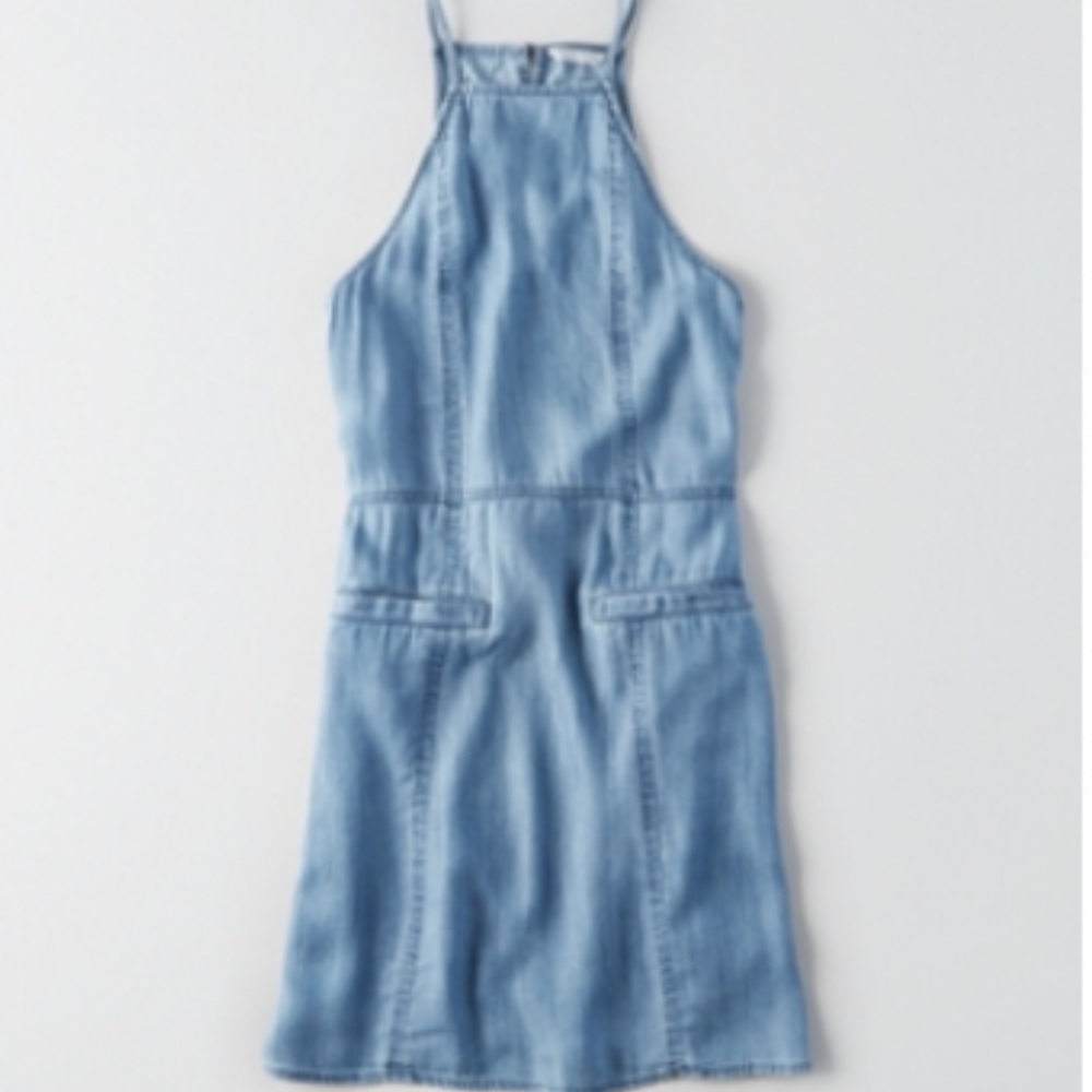 American Eagle Apron Neck Chambray Shift Dress